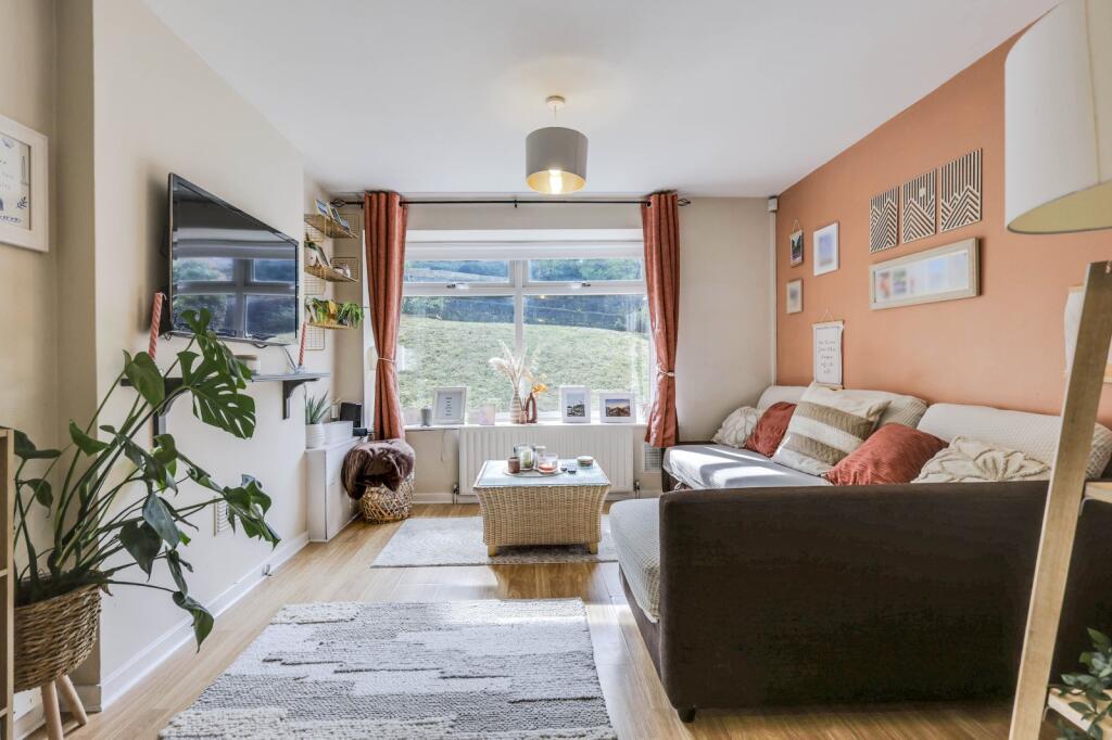 Apartment in Leeds, West Yorkshire - View 3