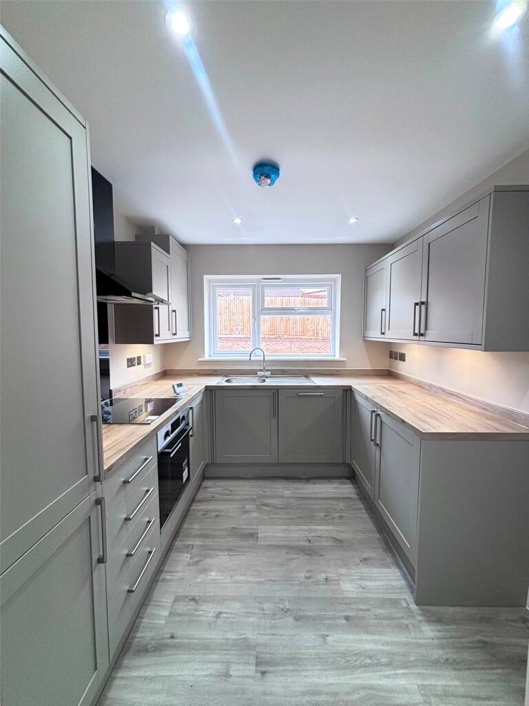 Brookdale Grove, Sheldon, Birmingham, B26 photo 3