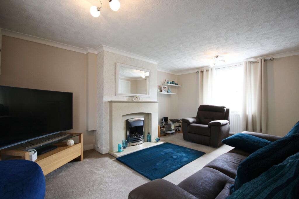 House in Crewe, Weaverham - View 4