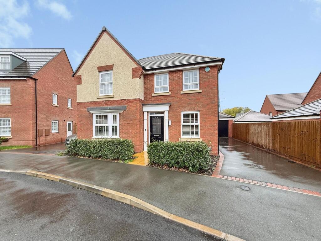 4-bed detached on Glenmore Road, Lubbesthorpe, LE19, £420,000