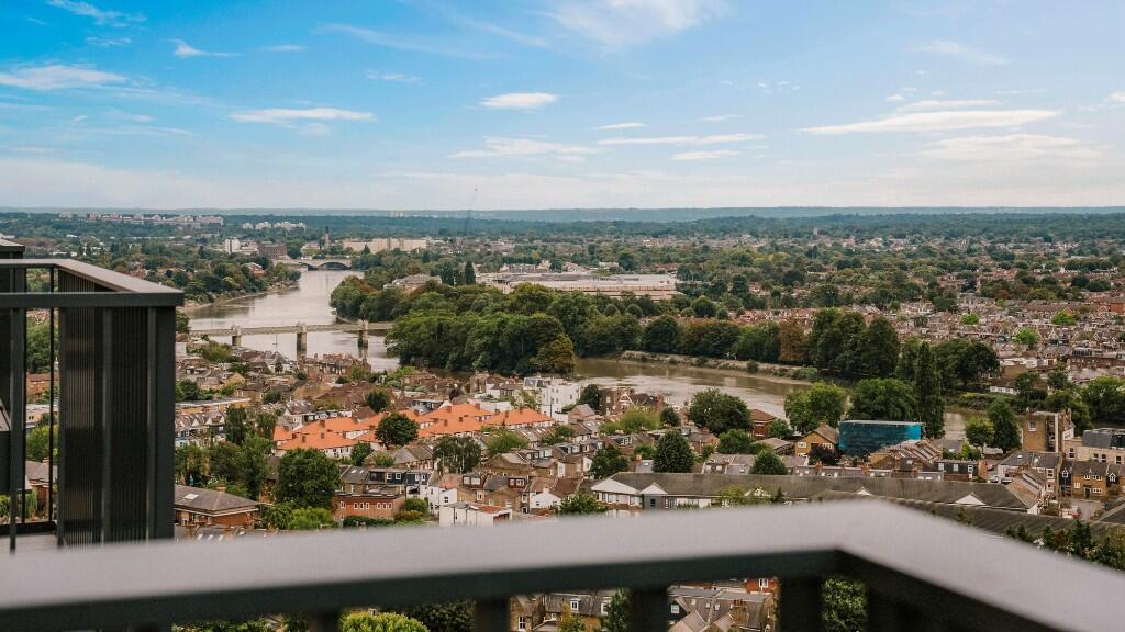 Main image of property: Kew Bridge, London, TW8