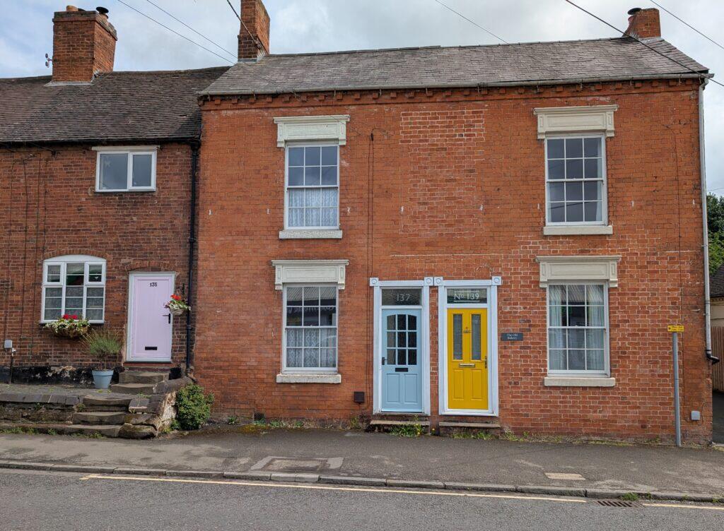 Main image of property: Worcester Road, Bromsgrove B61 7HN