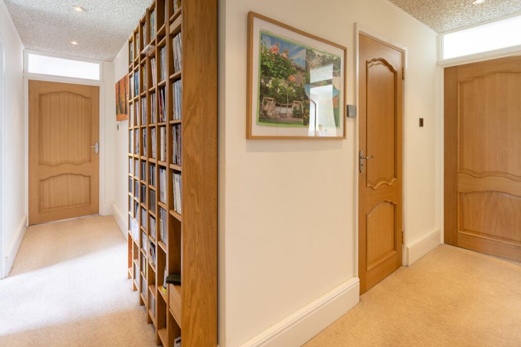 St. Johns Road, Eastbourne, BN20 photo 5