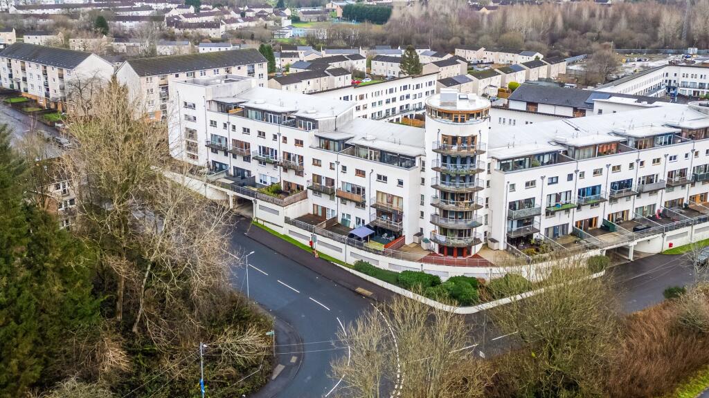 Main image of property: Lochburn Gate, Flat 3/2, Maryhill, Glasgow, G20 0SN