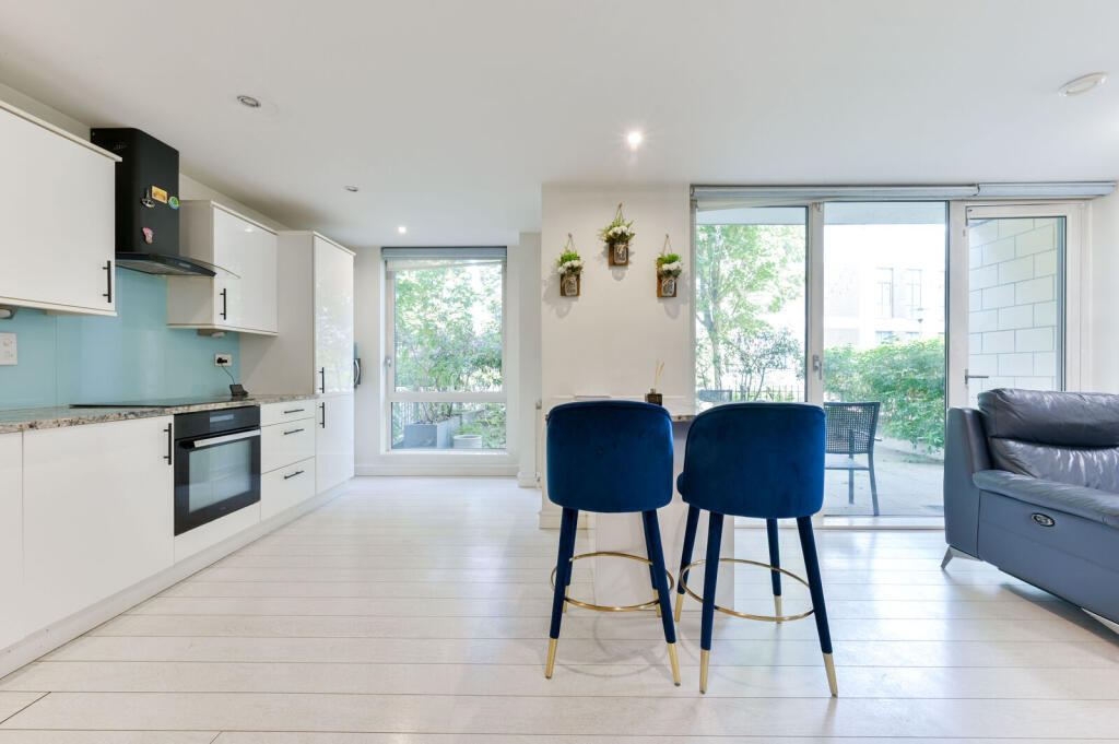 Apartment in Twickenham