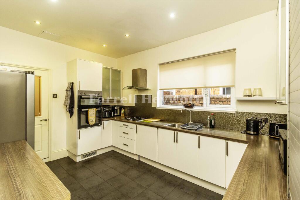 House in Barrow-in-Furness, Newbarns, Barrow - More