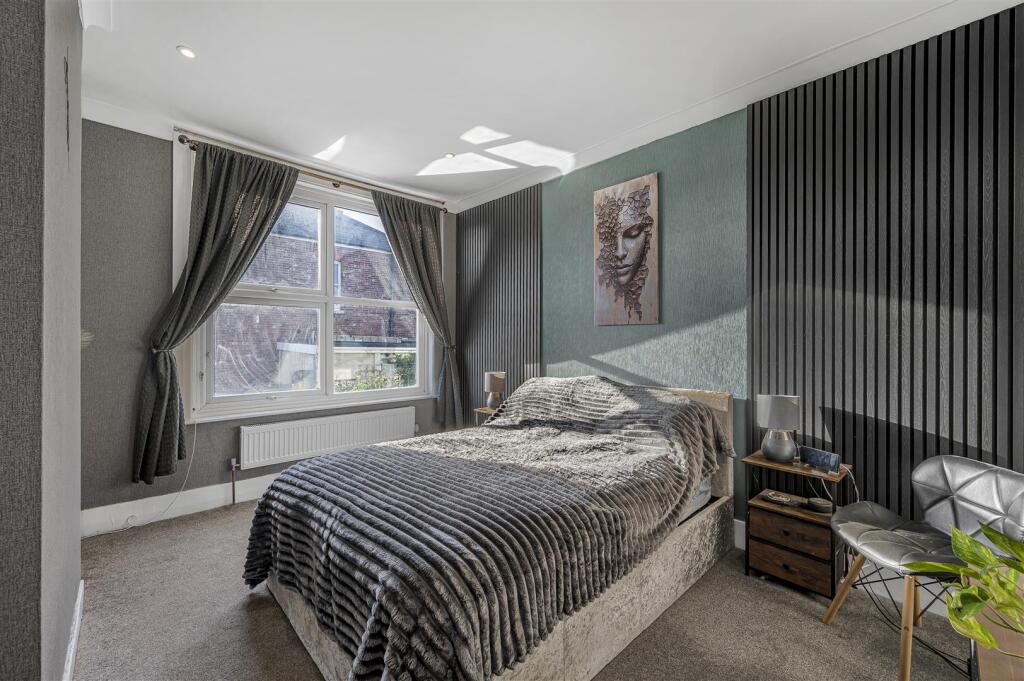 House in Newhaven - More