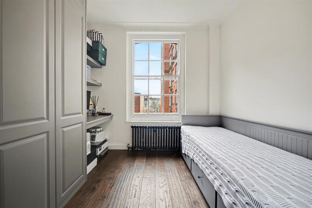 Apartment in London - View 4