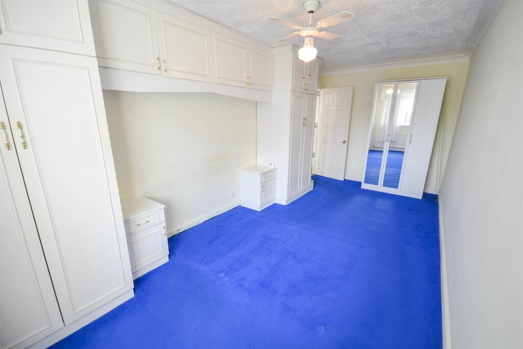 Gloucester Way, Jarrow - More