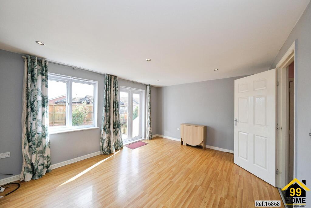 House in Sheffield - View 5