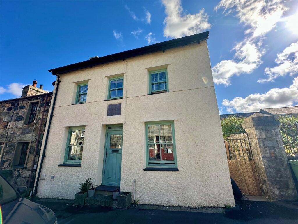 Main image of property: Rhedyw Road, Llanllyfni, Caernarfon, Gwynedd, LL54