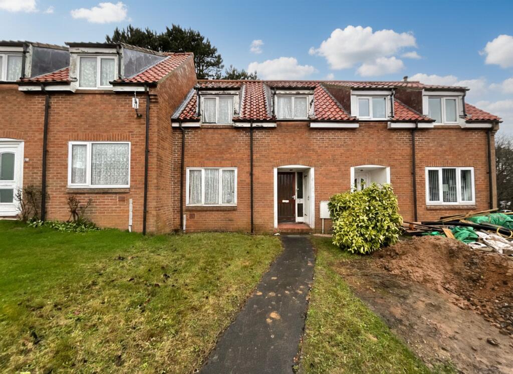 2-bed terraced on Dalby Close, Scarborough, YO12, £25,000