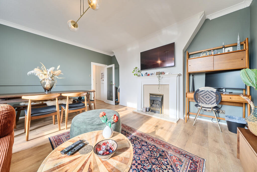 Apartment in London - View 3