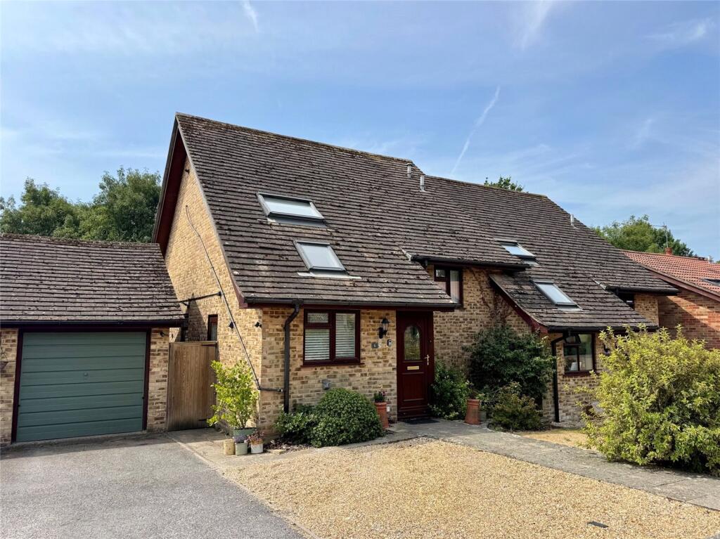 Brecon Close, New Milton, Hampshire, BH25