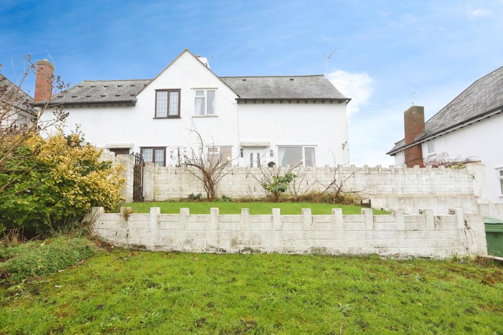 Main image of property: Ffordd Estyn, Wrexham, LL11