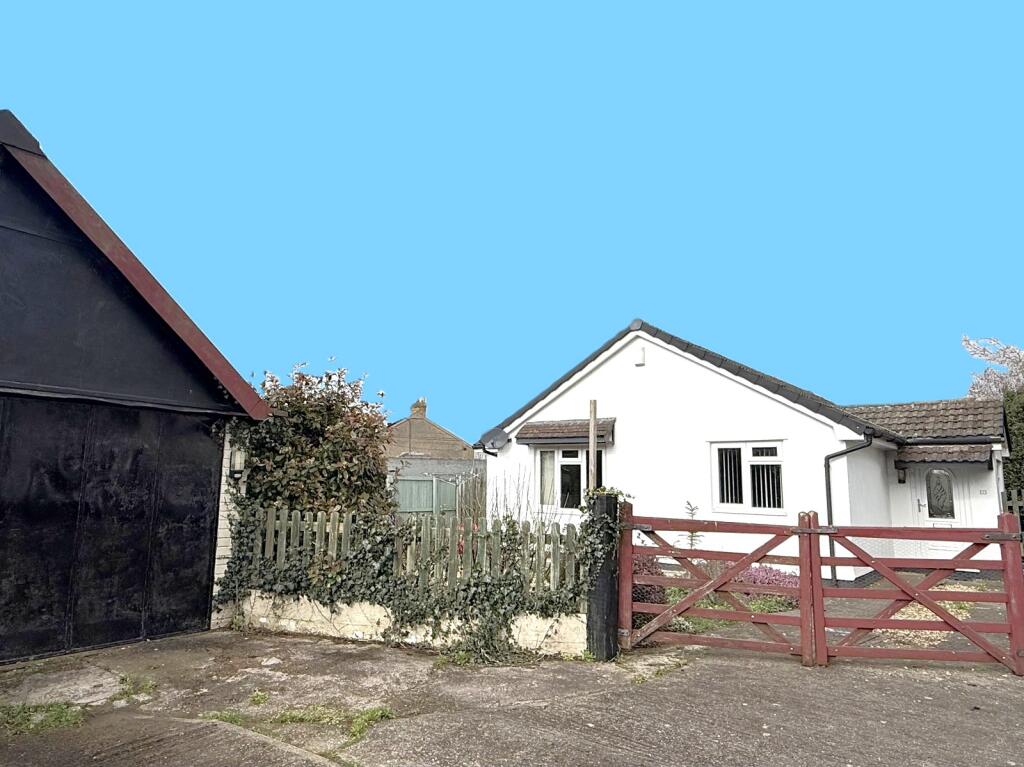 Main image of property: Dancing Close, Undy, Caldicot, Mon. NP26 3JT