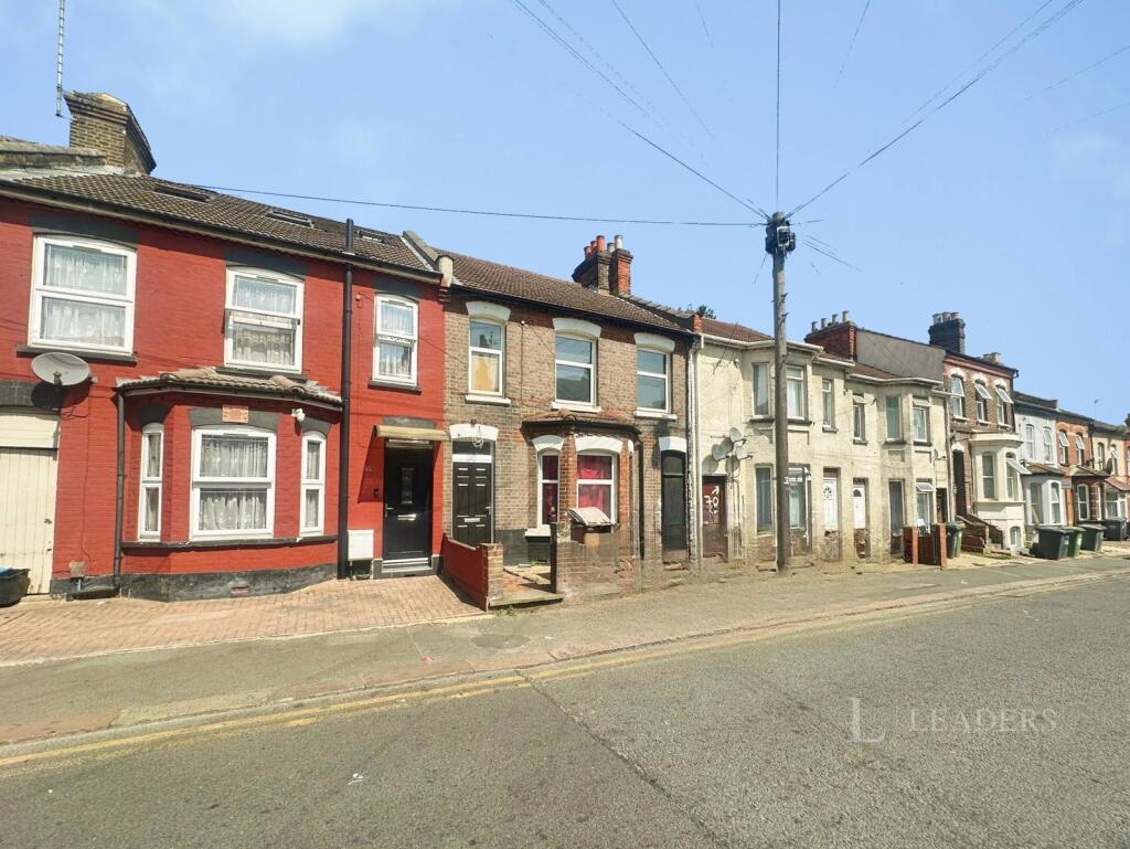 Main image of property: Cromwell Road, Luton, Bedfordshire, LU3
