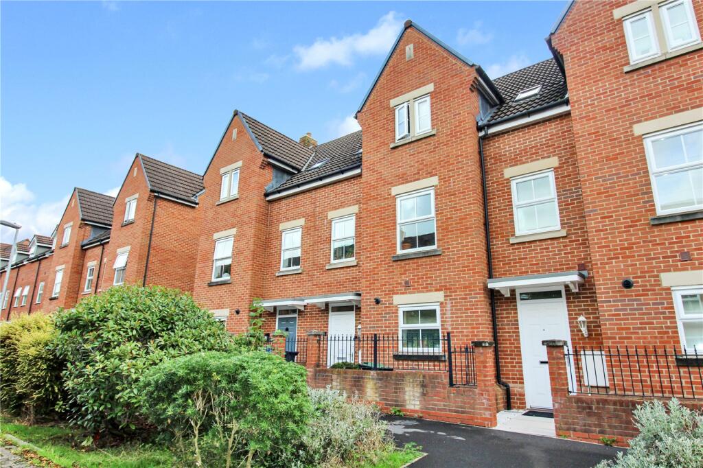 Main image of property: Da Vinci Walk, Royal Wootton Bassett, Swindon, Wiltshire, SN4