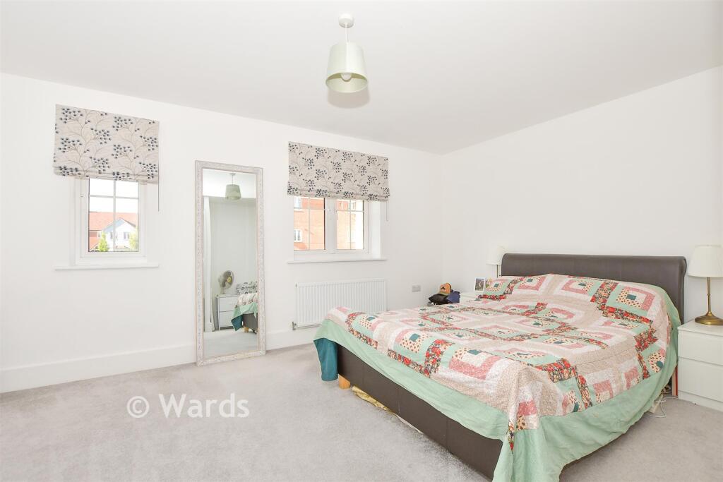 House in Tonbridge - View 4