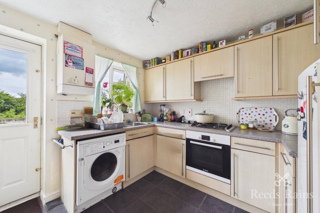 Howells Place, Mastin Moor, Chesterfield, Derbyshire, S43 photo 4