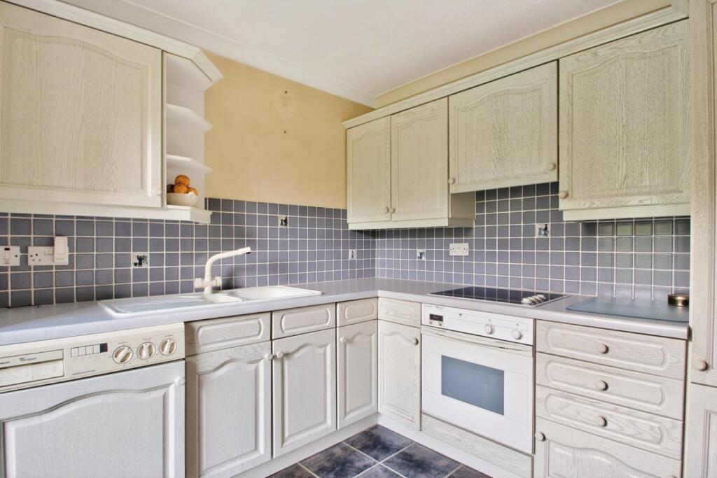 Apartment in Harrogate - View 3