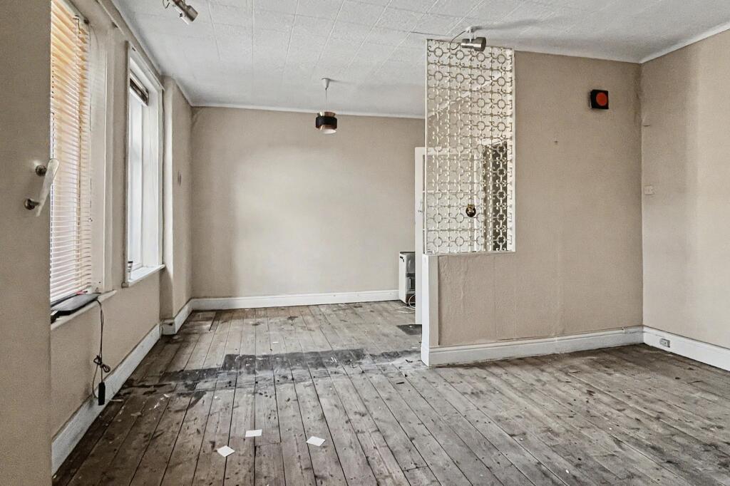 Apartment in Newcastle upon Tyne - View 3