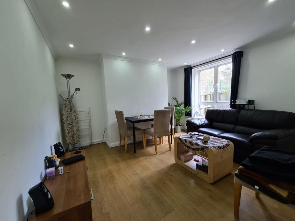 Main image of property: Browning St