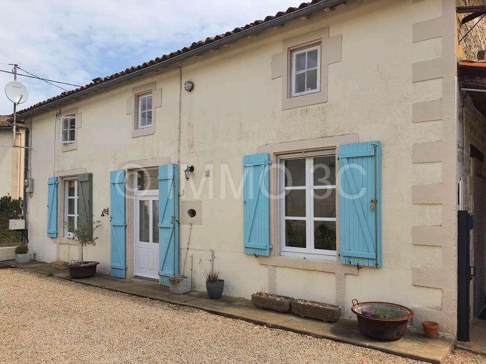 Main image of property: Poitou-Charentes, Deux-Sèvres, Chef-Boutonne