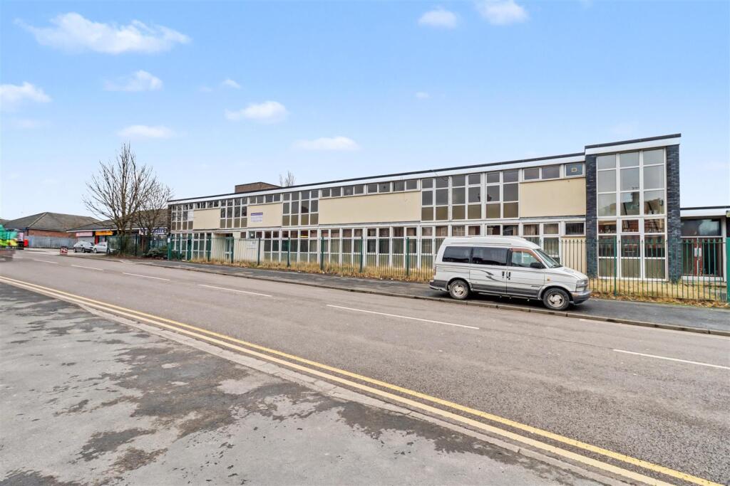 Main image of property: Former Clinic, Leek Road, Stoke on Trent