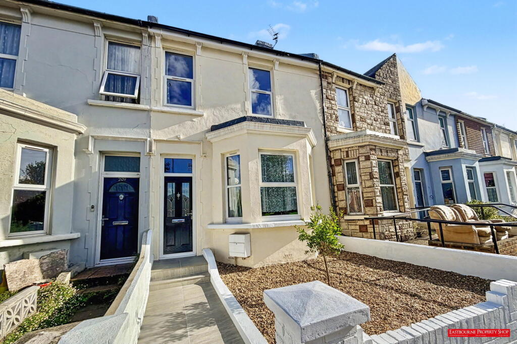 3 Bedroom Terraced in BN22 7NP