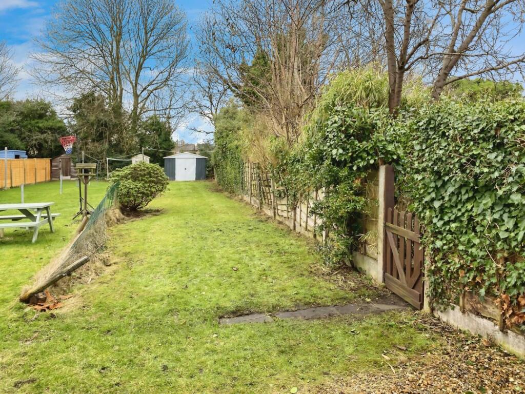 South Oak Lane, Wilmslow photo 2