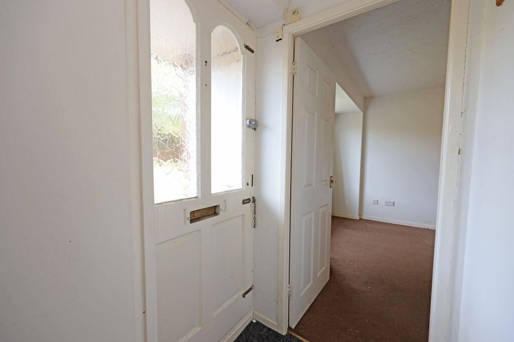 Summerhill Drive, Waterhayes, Newcastle, ST5 - View 5