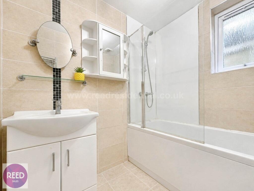 Hamlet Court Road, Westcliff On Sea photo 4