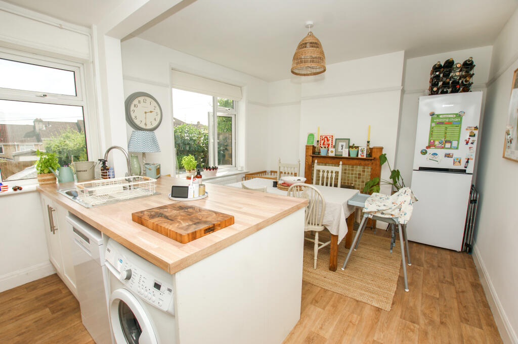 House in Bath - View 4