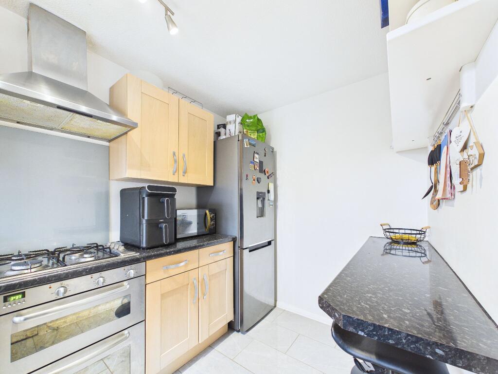 House in Huntingdonshire, Eaton Socon, St Neots - More