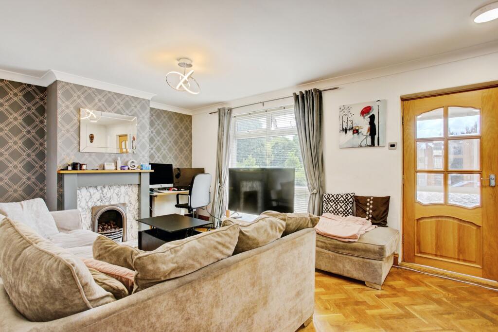 Linnel Drive, Newcastle upon Tyne, NE15 photo 2