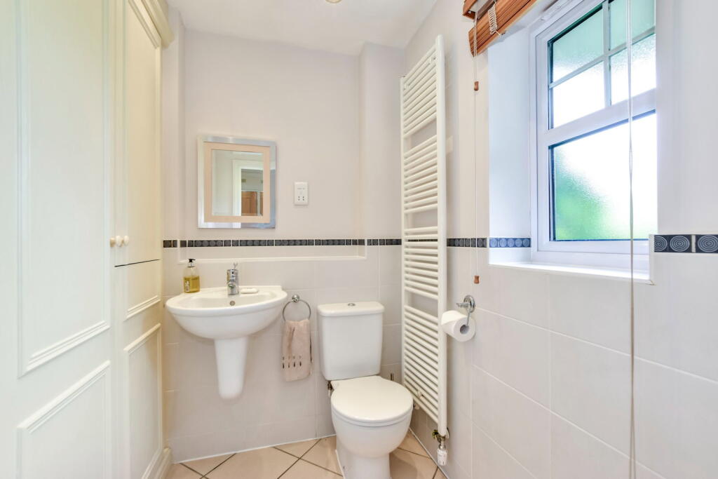 House in Watford - View 4