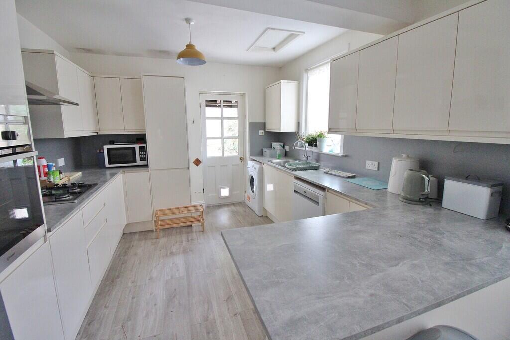 Northern Parade, Hilsea photo 2