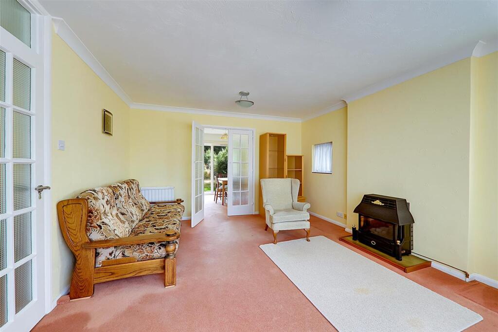 House in Worthing, Salvington - View 4
