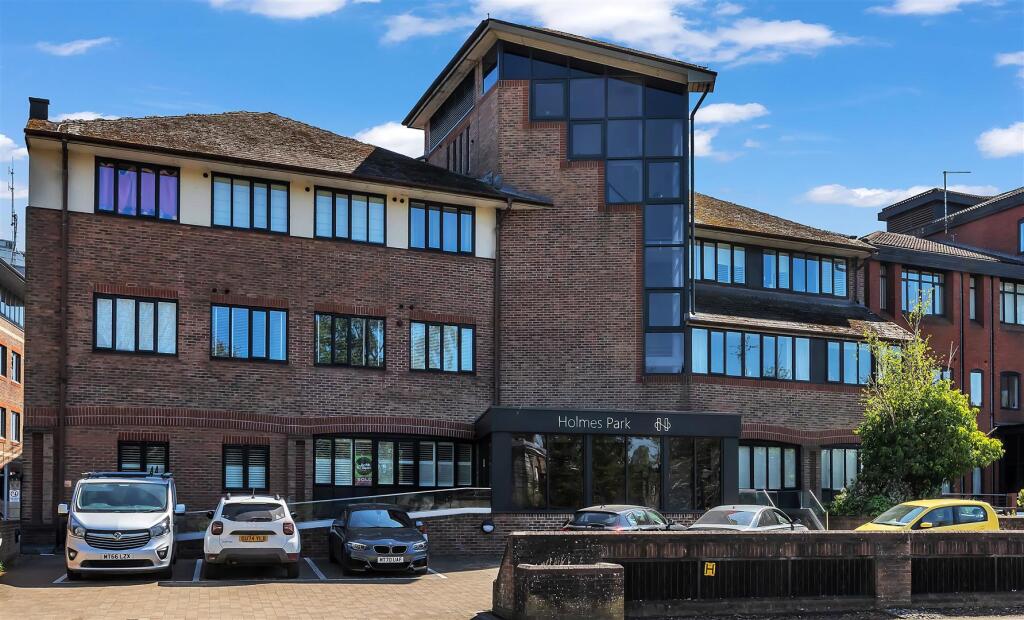 Main image of property: North Street, Horsham