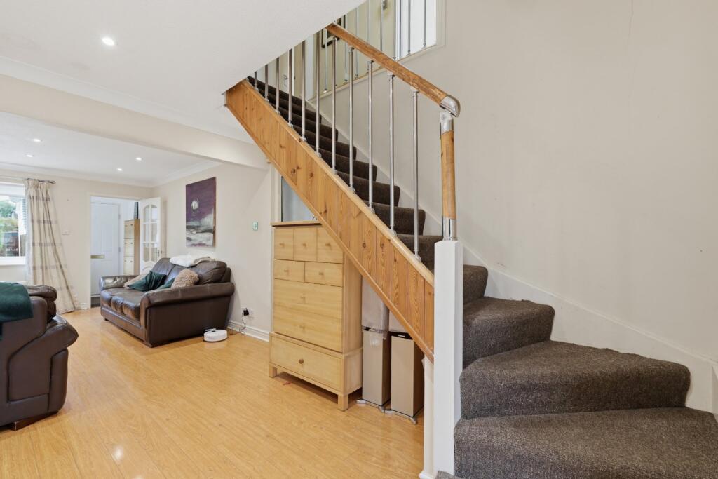 House in Paisley, Castlehead - View 4