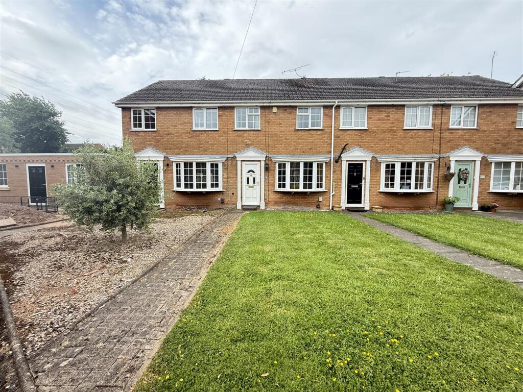 Main image of property: Portia Close, Nuneaton
