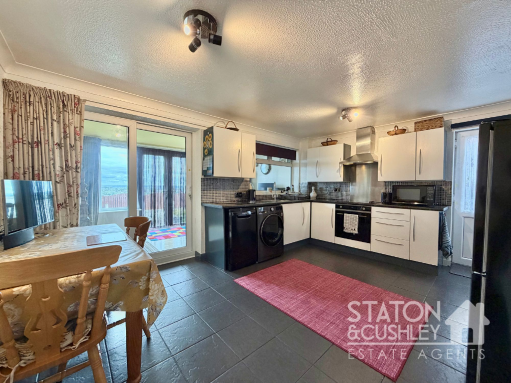 House in Nottingham - View 5