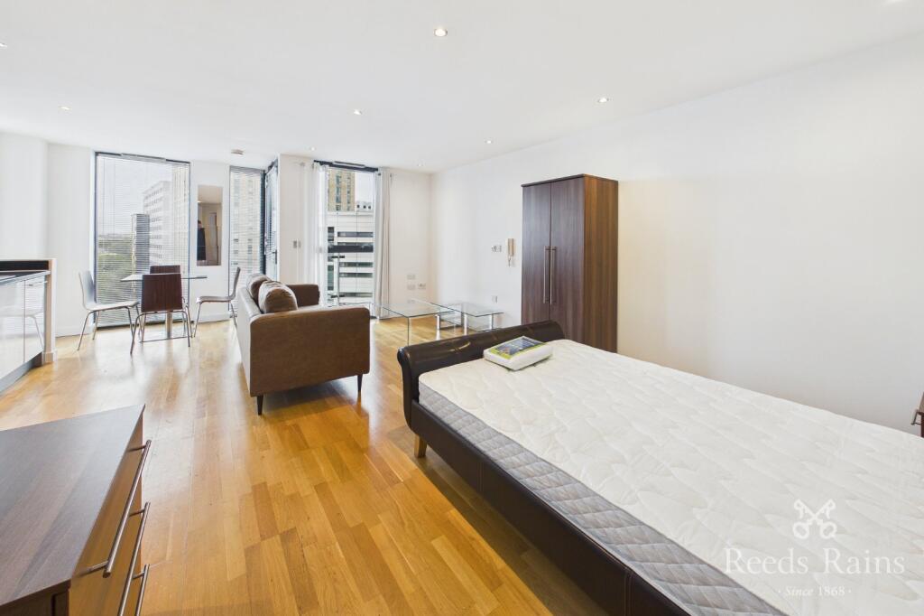 Apartment in Manchester - View 3