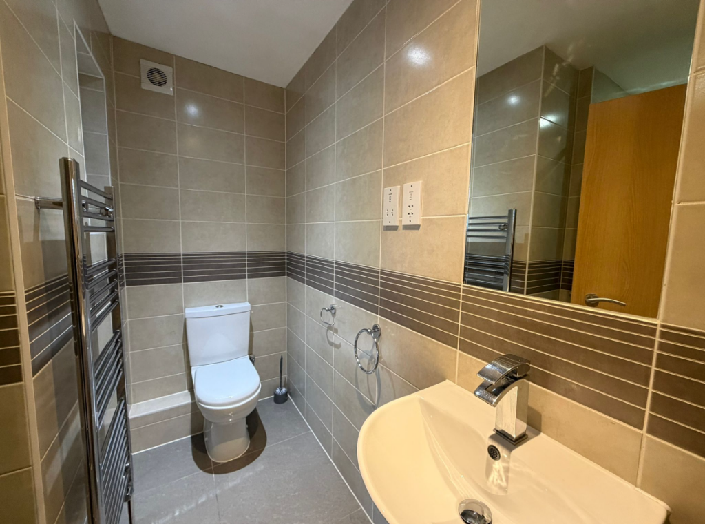 Apartment in Chelmsford - View 5
