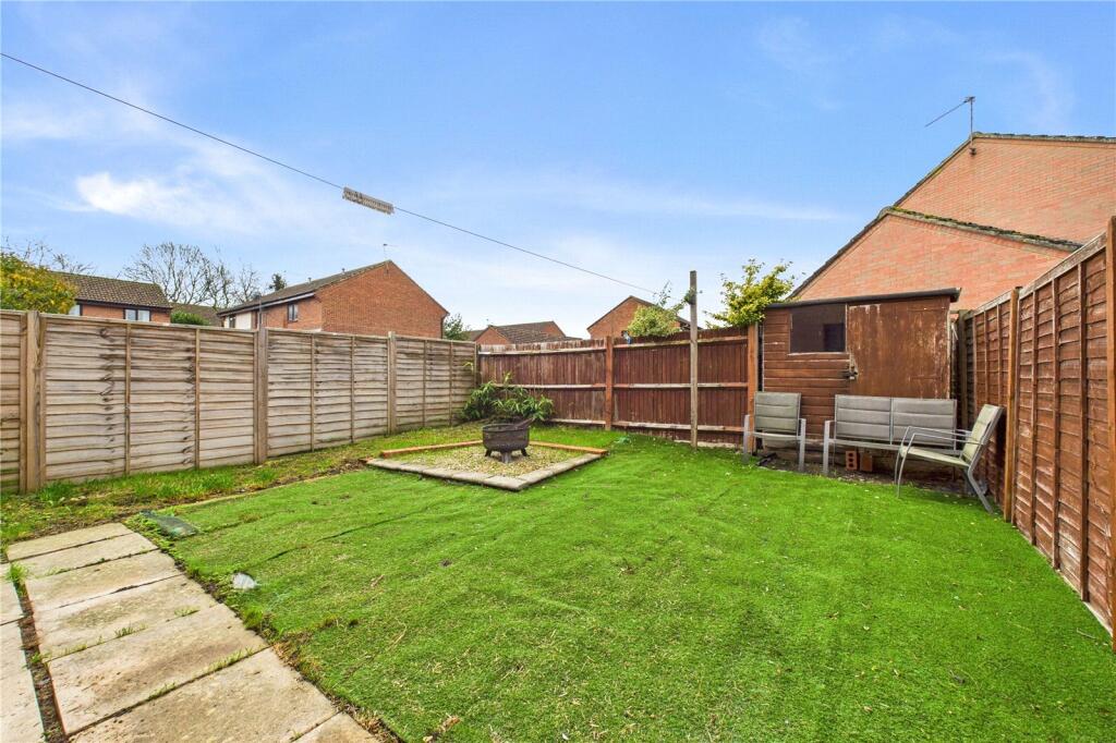 Alderfield Close, Theale, Reading, Berkshire, RG7 - View 4