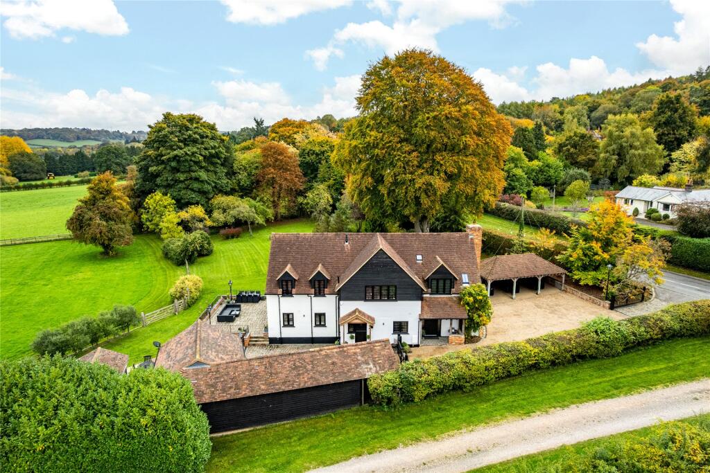 Main image of property: Rignall Road, Great Missenden, Buckinghamshire, HP16
