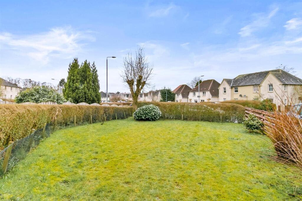 Whitehurst, Bearsden, Glasgow G61 4NS photo 3