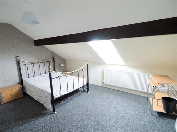 House in Nottingham - View 5