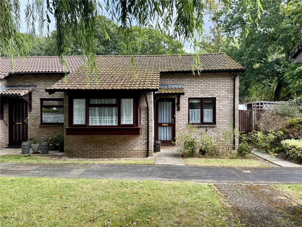 Main image of property: Baden Close, New Milton, Hampshire, BH25
